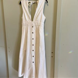 Beautiful 100% cotton white dress-NWT!
